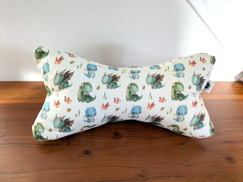 Os de lecture - Confort et support de lecture - Coton BIO - Motifs dragons mignons Elliotte