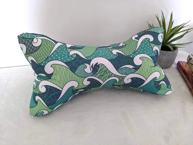 Os de lecture - Confort et support de lecture - Coton BIO - Motifs vagues vertes Zéphyr