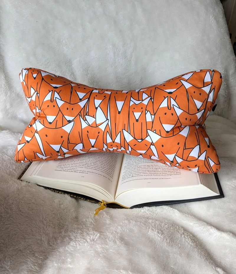 Os de lecture - Confort et support de lecture - Coton BIO - Motif Renard Rusty