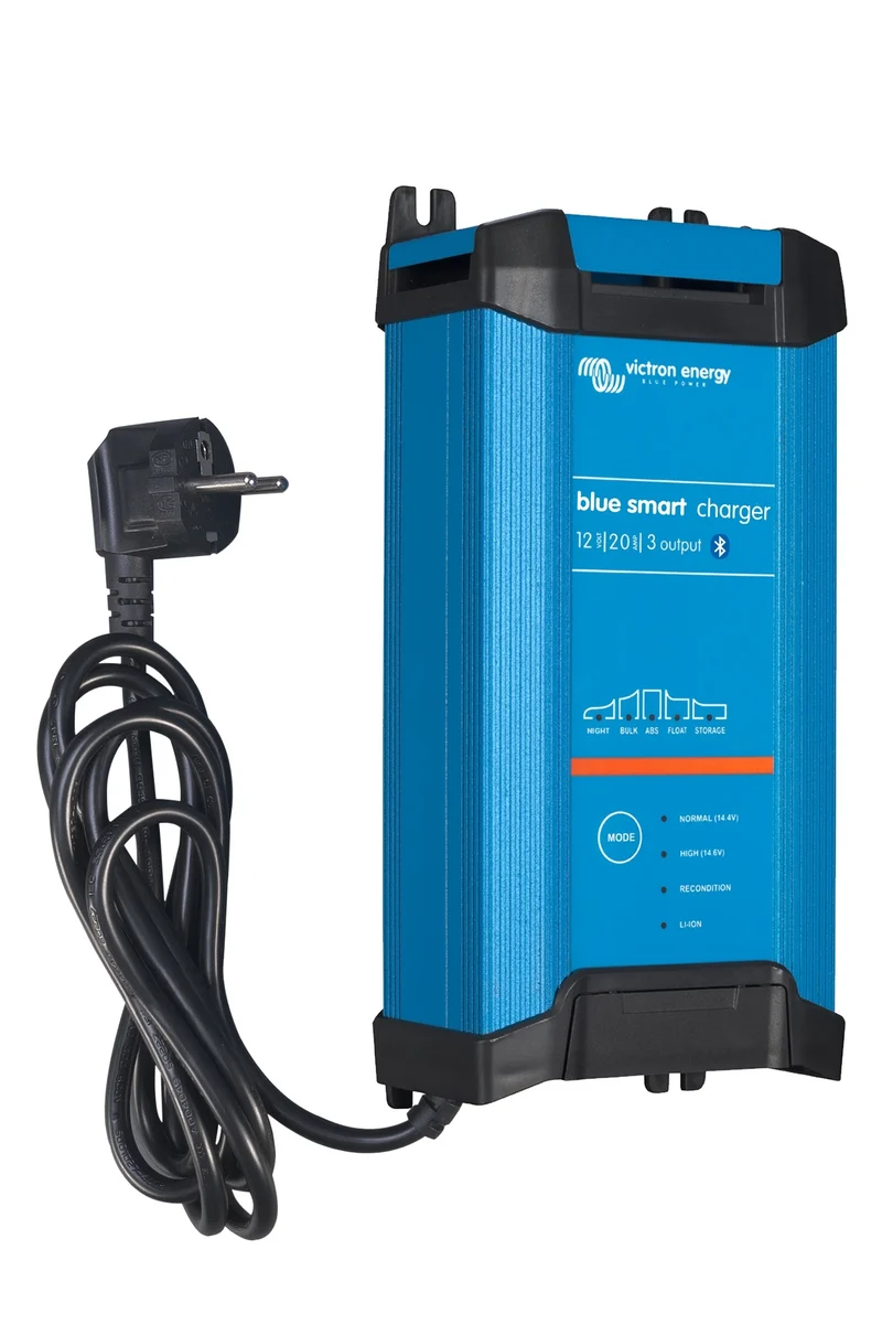 Victron Energy Blue Smart IP22 Charger 12/20(3) 230V CEE 7/7