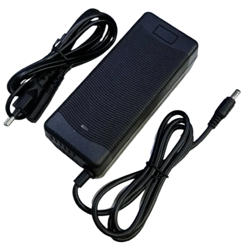 Chargeur de batterie Lithium 50.4V 2A sortie 5.5 x 2.1mm