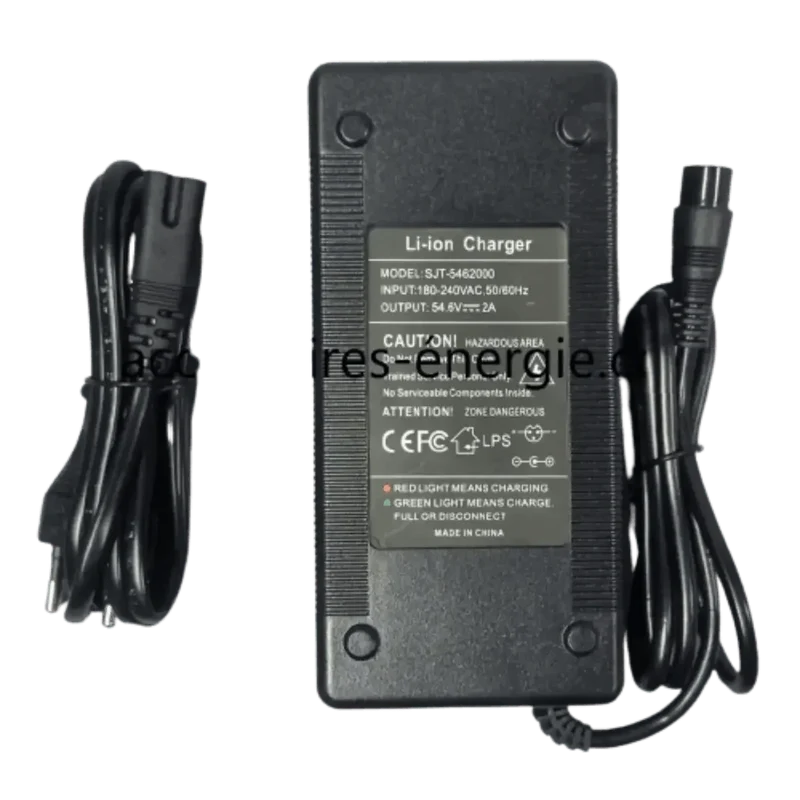 Chargeur Batterie Lithium 48V 54.6V 2A Connecteur XLR 3 Broches GX16 Trottinette Vélo Électrique